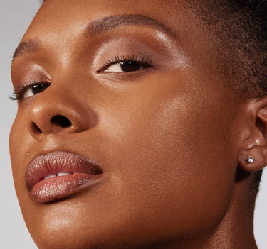 Lightform Extended Hydration Foundation {Rich 26N}