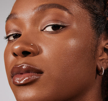 Lightform Extended Hydration Foundation {Rich 28W}